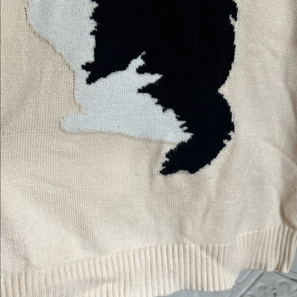 Cat Design Crew Neck Sweater - Cream - Picture 4 of 6